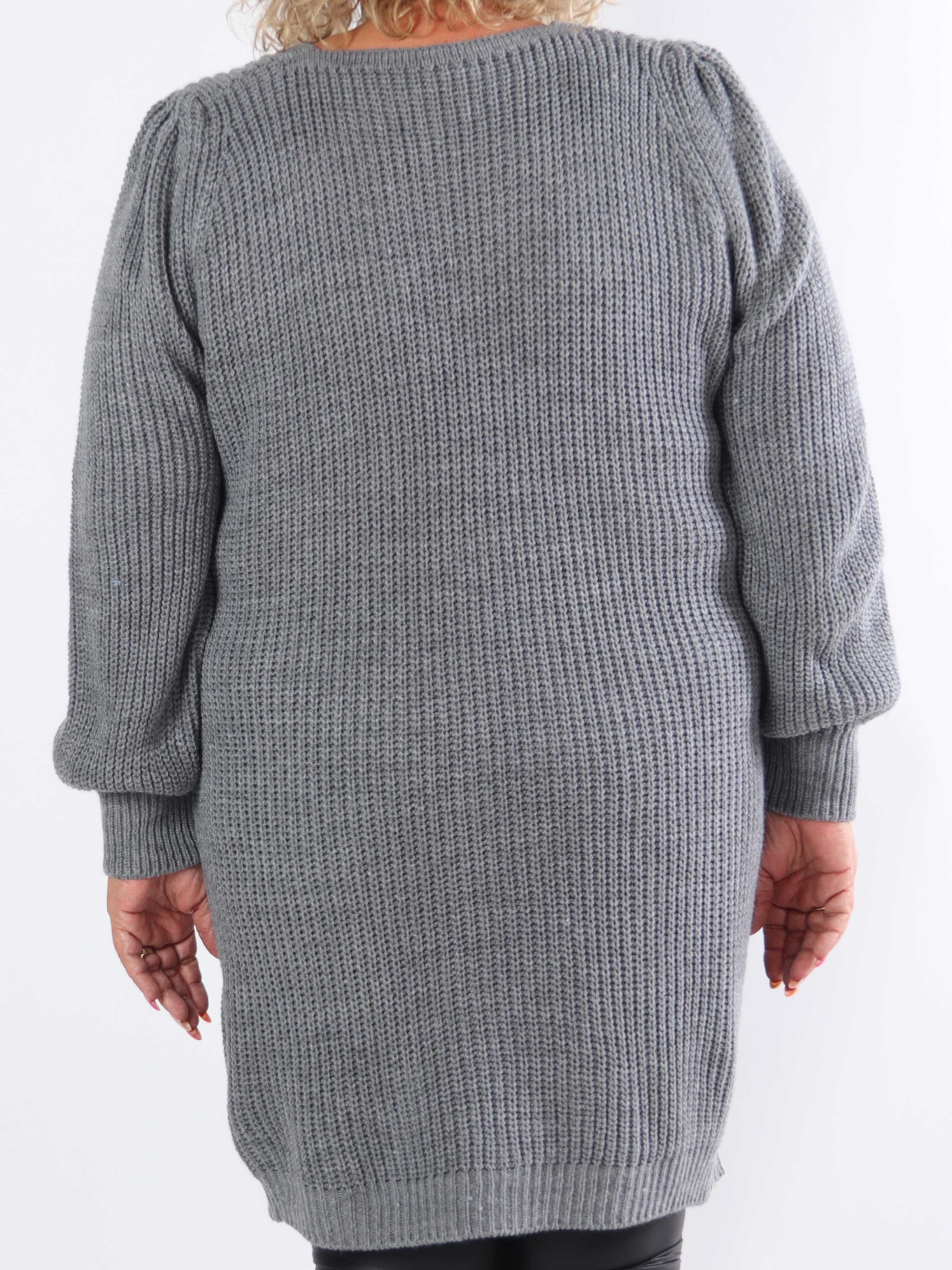 Dajana - Stickad klänning i plus size med ballongärmar